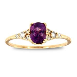 Purple Elongated Cushion Diamond Ring (0.94 ct.)